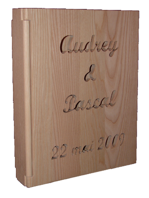 Le classeur en bois mariage