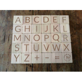 Les cubes Alphabet en bois