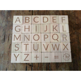 Les cubes Alphabet en bois