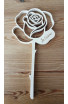 Rose découpée en bois